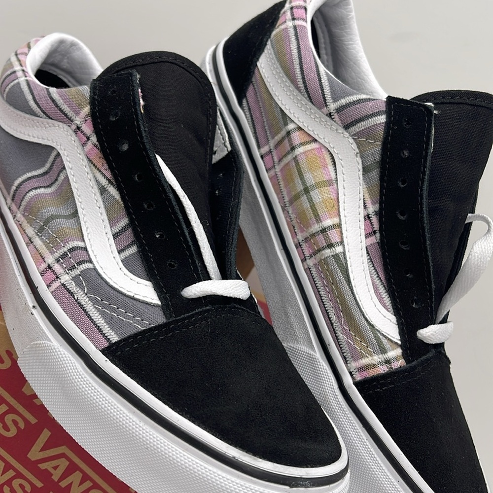 Vans WMNS Plaid Sneakers with Black Accents Old Skool
Plaid Gray/Blk
VN000CP5239 - Picture 6 of 16